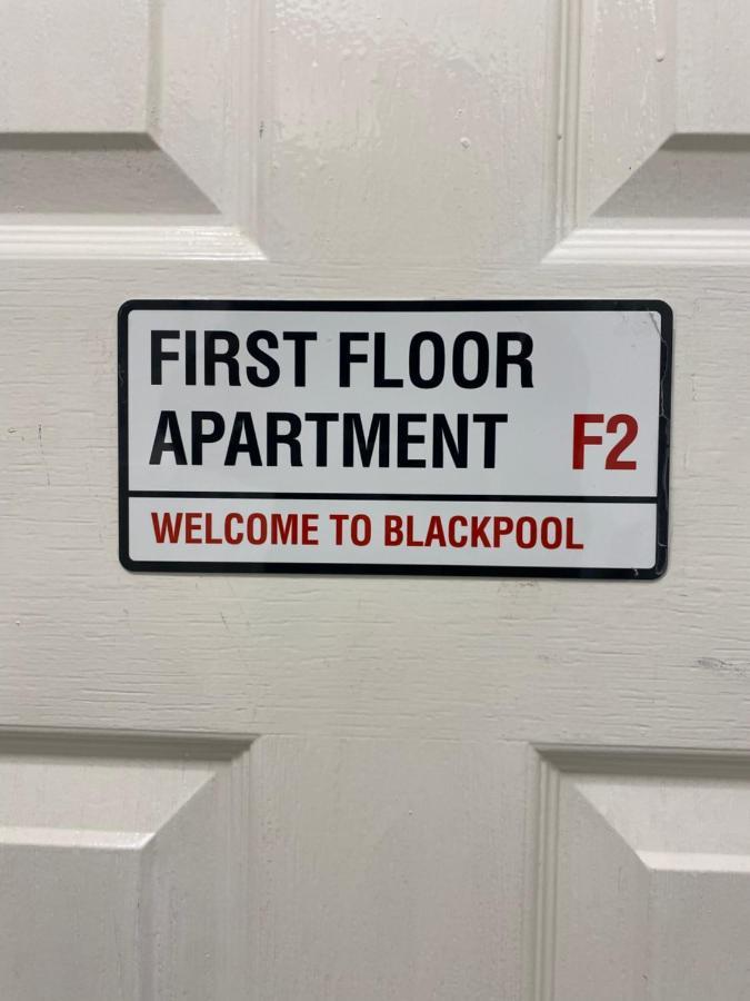 Ali'S Holiday Apartments F2 Blackpool Dış mekan fotoğraf